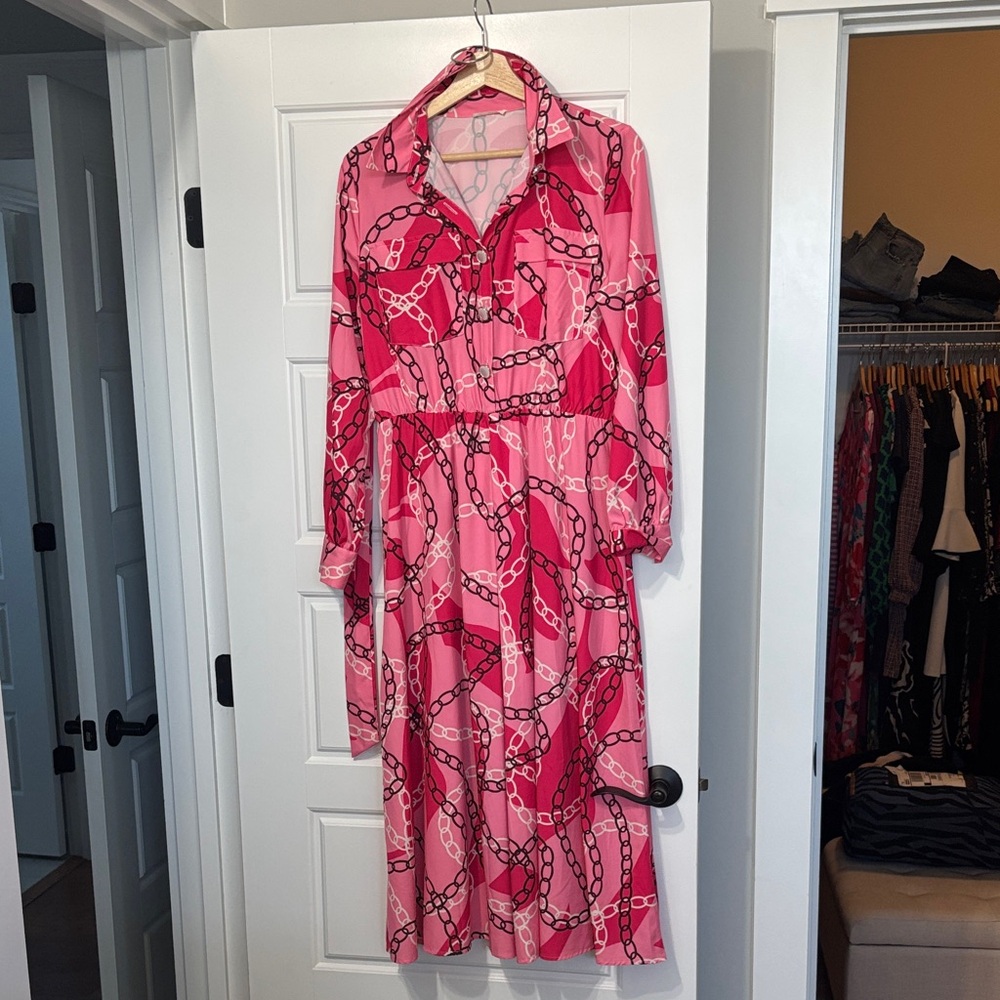 Elegant Pink Chain Pattern Long Sleeve Dress